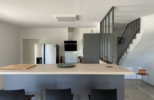 Vezenobres Casa | La Villa des Remparts