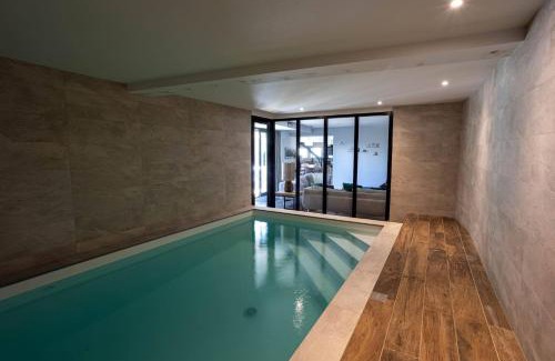 Perros-Guirec Villa | La villa du port perros guirec piscine billard