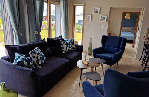 Saint-Aubin-sur-Scie Villa | La Villa des Vertus Bis-Villa-Baño con bañera-Terraza