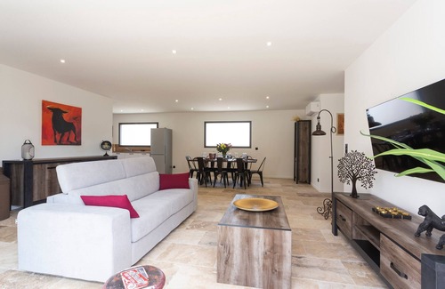 Saint-Victor-la-Coste Casa | La Villa d'Angèle - Villa climatisée avec piscine