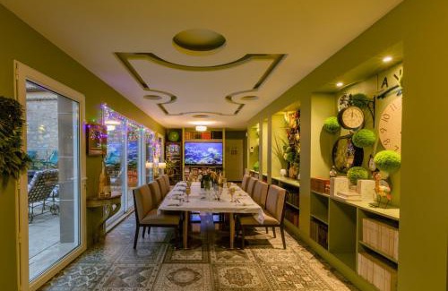 Terraube Casa | LA VILLA