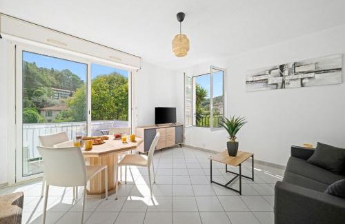 Menton Apartamento | LA VILLA JULIA - Calme - Spacieux - Parking Privé - Climatisation