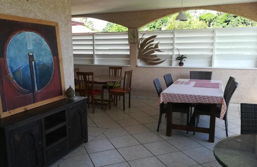 Entre-Deux Cama Y Desayuno | La Villa Pitaya