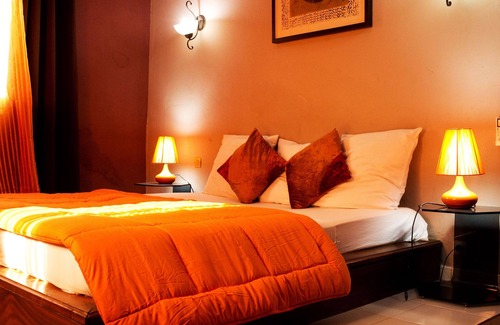 Popenguine Cama Y Desayuno | La Villa Sérère