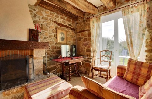Plouagat Casa | La Ville Neuve Maros