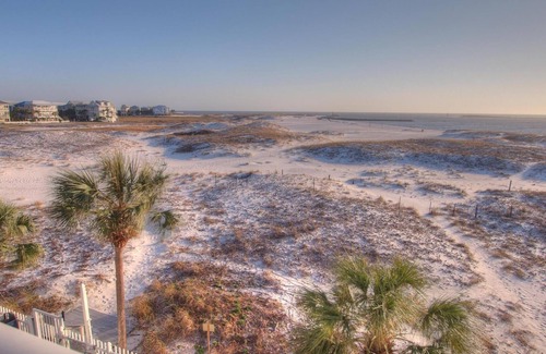 Holiday Isle Condominio | La Vista - 2 Br Condo