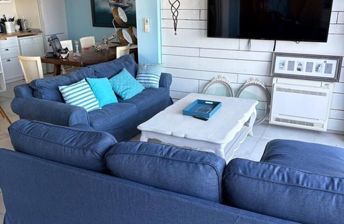 Barbatre Casa | La voile Bleue the waterfront stopover