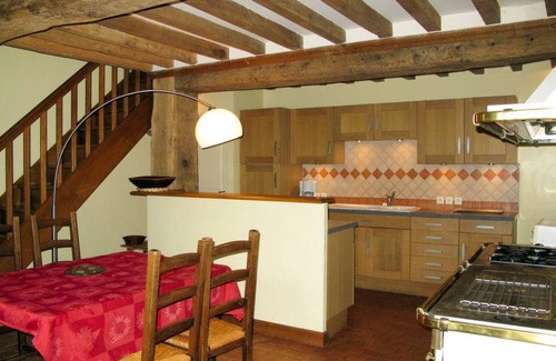 Savigny Casa | La Voisinière no. 2 (HE3L7R0)