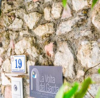Nago-Torbole Apartamento | La Volta del Garda