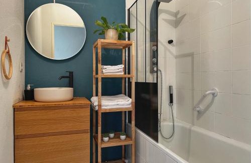 Provins Apartamento | La Voulzie Appartement - Proche centre avec parking privé
