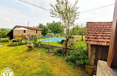 Viazac Casa | La Vue Ombragée - VIAZAC