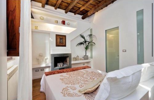 Rione VIII Sant'Eustachio Apartamento | Labanca's Luxury Pantheon 2