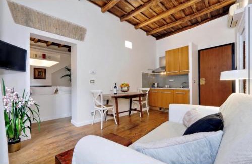 Rione VIII Sant'Eustachio Apartamento | Labanca's Luxury Pantheon 2