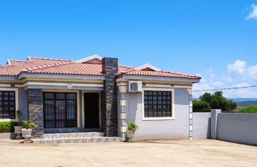Jozini Casa | Labas Travellers Guesthouse