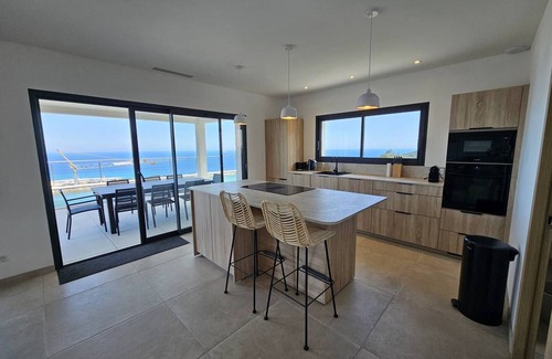 Solenzara Casa | LABELLE- VISTA PANORAMICA AL MAR- PISCINA PRIVADA- AIRE ACONDICIONADO-WIFI