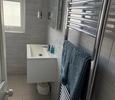 Portsmouth Apartamento | Laburnum - 2 bedroom - Sleeps 6, Outside Space, Free Parking