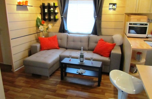 Lattes Casa | MH 40m² acondicionado 3Ch 2SB 2Wc 4 * SIBLU planas lavadora Pantalla / Artículos para cocinar 4 Bicicletas