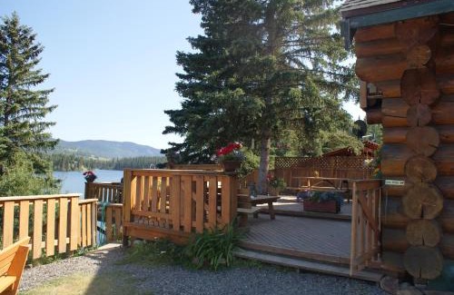 Bridge Lake Cabina | Lac Des Roches Resort