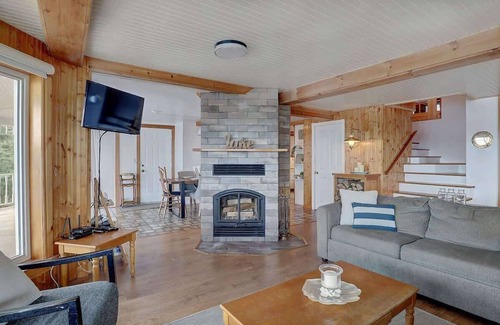 Potton Chalet De Esquí | Lac Memphremagog Waterfront - Spa - Le Mimosa