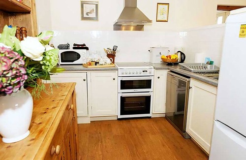 Lackford Cabaña | Lackford Lakes Barns