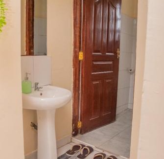 Kakamega Apartamento | LaDee Homes