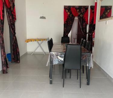 Machang Casa | Ladiya Homestay Islamic