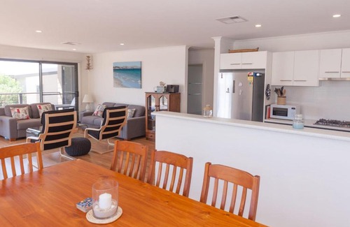 Normanville Casa | Lady Bay Getaway - 12 Lady Bay, Normanville