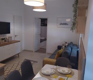Istvanmezo Apartamento | Lady Mabel's apartment near to Aréna, Puskás Stadion and City Park, with Guarded Parking place