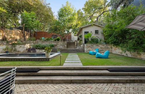 Travis Heights Casa | Ladybird Villa - Heated Saltwater Pool - Walk to SoCo