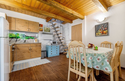 Moravske Toplice Chalet De Esquí | Ladybug House With Whirlpool, Fokovci, Slovenia