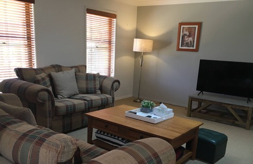 East Tamworth Casa | Lae Avenue Cottage East, admite mascotas, wifi gratuito