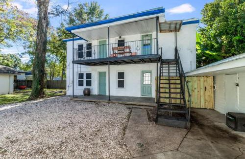 Freetown - Port Rico Casa | Lafayette Private Room-shared Kitchen free and Parking