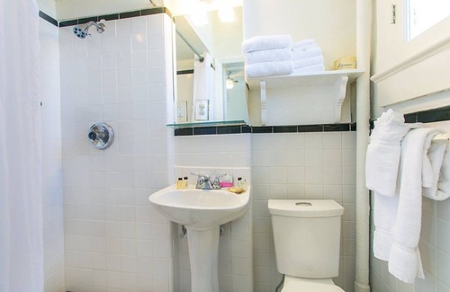 French Quarter Casa | Lafitte Hotel & Bar