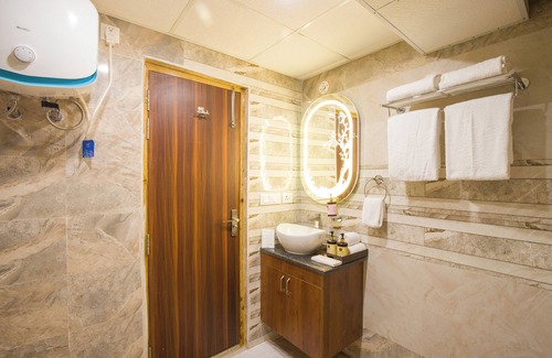 Theog Apartamento | Lafu House Hearth Cabana Hill views