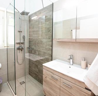 Agios Nikitas Apartamento | Lagadia Stone House