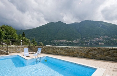 Laglio Apartamento | Casa contemporánea Laglio con maravillosas vistas al lago