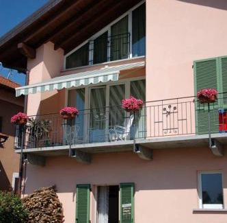 Mercallo Apartamento | LAGO MAGGIORE COUNTRY STUDIO
