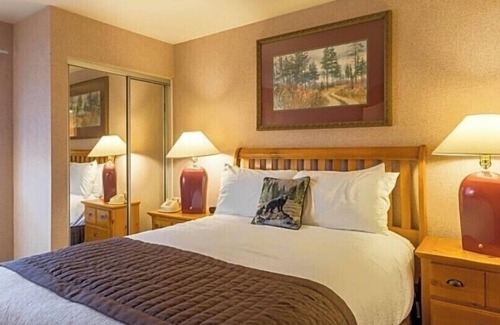 Big Bear Lake Hotel | Lagonita Lodge ** Año Nuevo