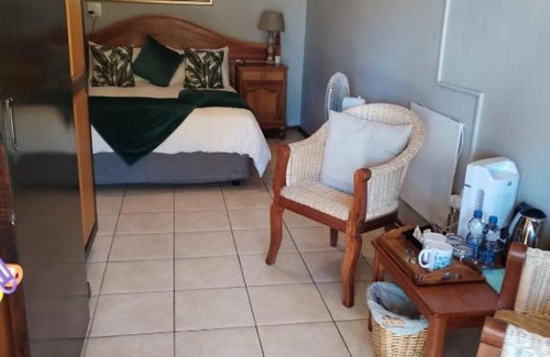 Paradise Casa | Lagoon Breeze Guest House