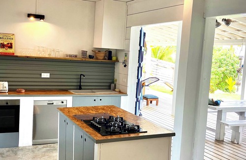 Grand-Bourg Casa | Efecto laguna: encantador Kaz criollo en la playa