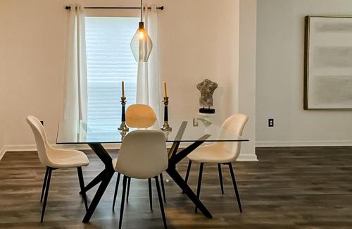 Westside Casa | Lagoon Escape
