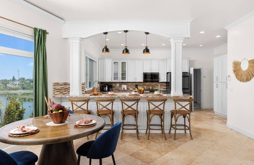 Carlsbad Village Casa | Lagoon Front Villa with a Pool C2375-0