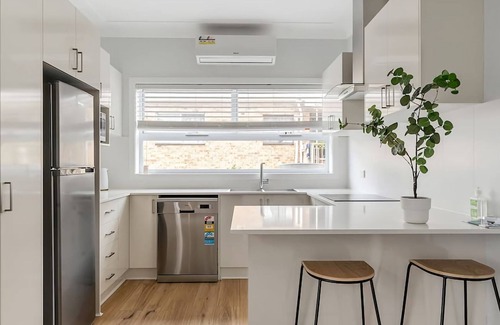 East Corrimal Casa | Lagoon House Private Pool Pet friendly