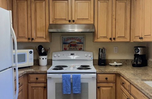 Eastside Santa Cruz Condominio | Lagoon on the Sea – Your Perfect Beach Getaway