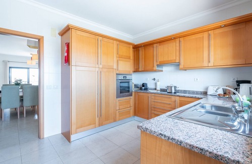 Porto de Mos Apartamento | Lagos Ocean View 3 With Pool by Homing