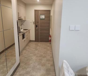Malabanias Apartamento | LaGrande Residence Jacuzzi & Shower 10th FLR Unit