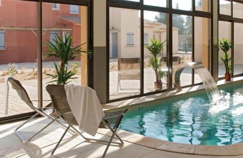 L'Isle-sur-la-Sorgue Complejo | Lagrange Vacances L’Oustau de Sorgue