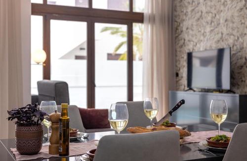 Los Balcones Villa | Laguna Beach Villa Flamenco