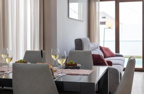 Los Balcones Villa | Laguna Beach Villa Flamenco