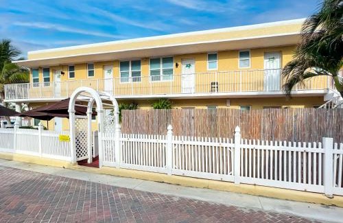 Hollywood Apartamento | Laguna Blu Beach